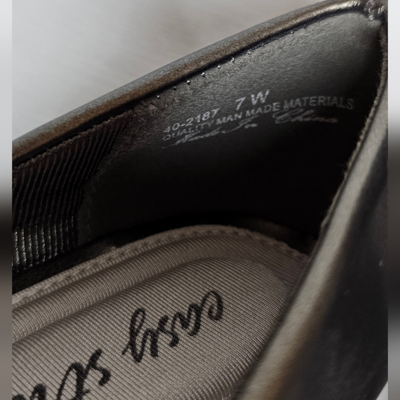 Easy Street Womens Kitten Heels sz 7 Pewter Fabulous Cone Heel Pumps - Picture 4 of 8